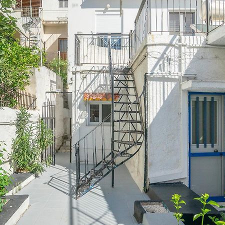 アテネ Detached House 1Km From Acropolis Filopappouヴィラ エクステリア 写真