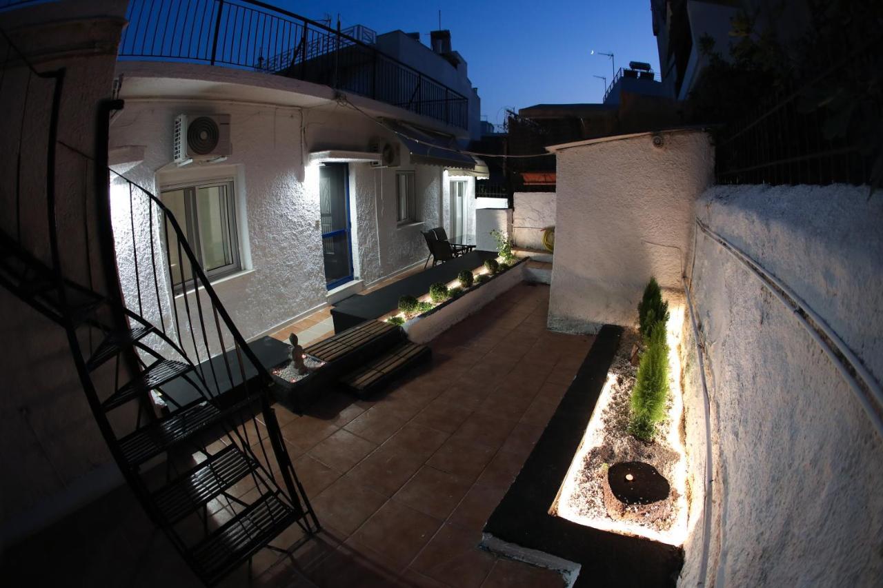 アテネ Detached House 1Km From Acropolis Filopappouヴィラ エクステリア 写真