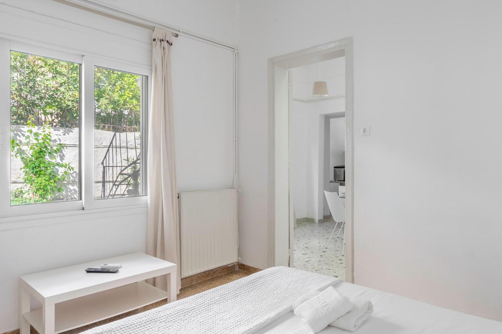 アテネ Detached House 1Km From Acropolis Filopappouヴィラ エクステリア 写真